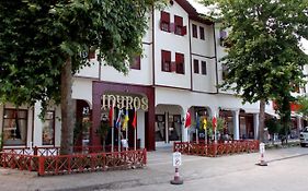 Idyros Hotel